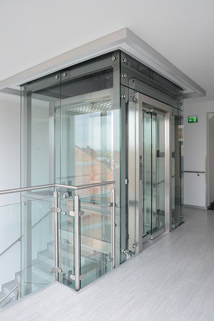 Anwendungsbeispiel für einen Personenaufzug, Raiffeisenbank Waizenkirchen